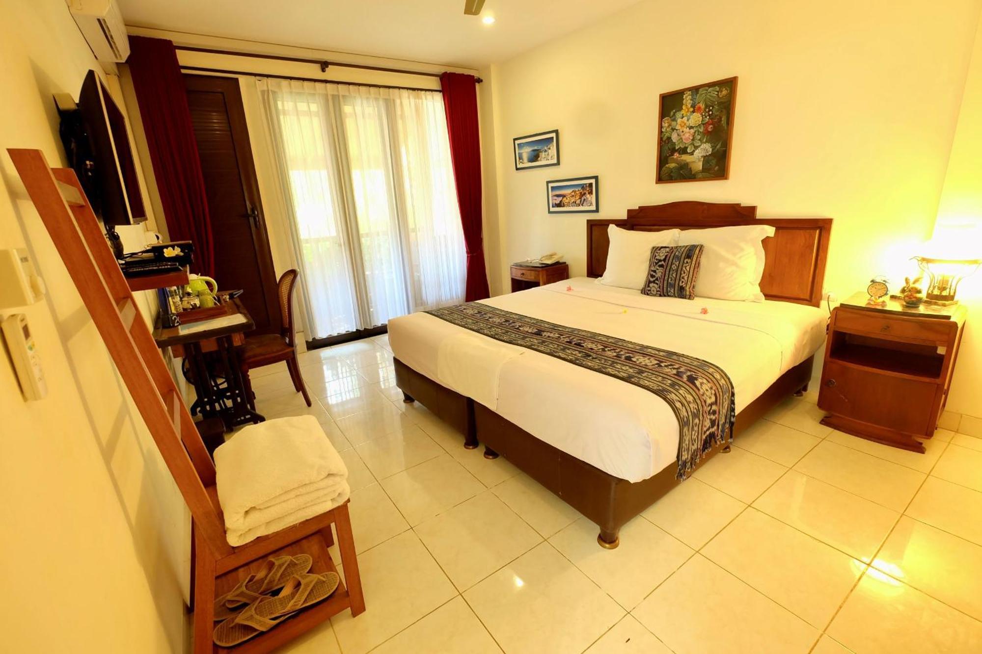 Manzelejepun & Pavilion Hotel Sanur